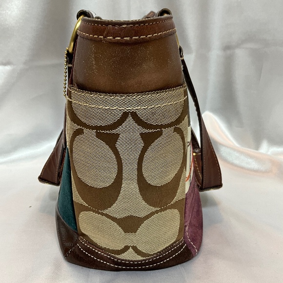 Coach fall colored signature patchwork   55-B1a - Picture 6 of 9